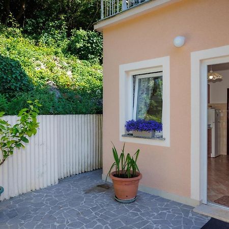 Apartment Studio Close To Sea Krk Town Buitenkant foto